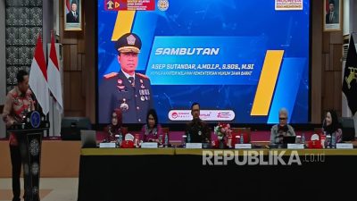 Kepala Kantor Wilayah Kementerian Hukum dan HAM Jawa Barat (Kemenkumham Jabar), Asep Sutandar membuka acara Focus Group Discussion (FGD) soal HAKI, Kamis (23/10/2025)